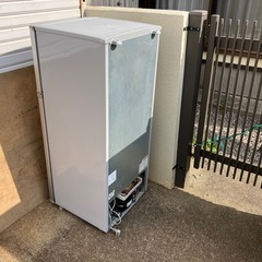 シャープ冷凍冷蔵庫118Lの画像