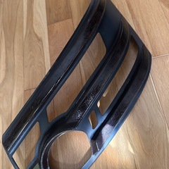 デリカ(ヘッドライトプロテクター)の画像