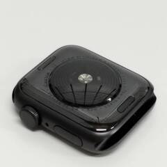 Apple Watch SE 第1世代/GPS/40mm/A2351/スペースグレー〈MKQ13J/A〉(3)の画像