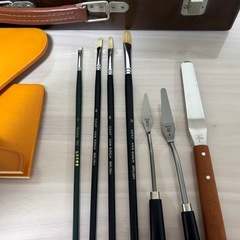 油絵 セット 木箱
の画像