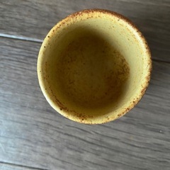 おちょこ　グラス　コップ　茶色　ぐい呑　瀬戸物　茶器　 酒器 茶道具　アンティーク　ベージュ　酒器　和風　 盃 ぐい呑み ぐい呑 猪口　ミニ花瓶　花瓶　生花　昭和レトロ　骨董　小物入れ　フラワーベースの画像