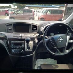 ４WDエルグランドの画像