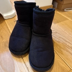 キッズ　ふわもこブーツの画像