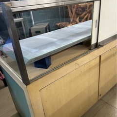 ガラスショーケース①の画像