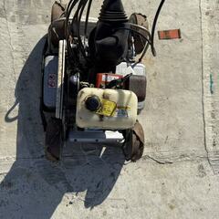 【福岡県みやま市】【福岡県みやま市】オーレック スパイダーモア SP850A 作業幅約500mm リコイル式 混合ガソリン 自走式草刈機 斜面刈の画像