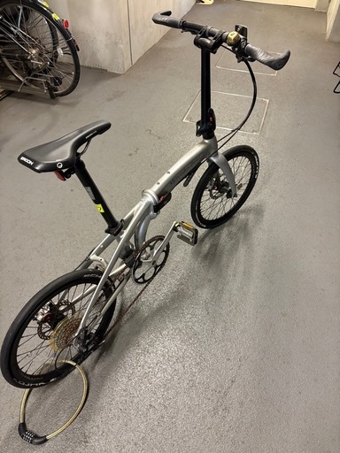 メルセデスベンツ　自転車