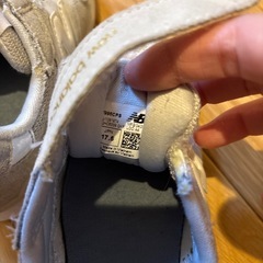キッズ　ニューバランス　スニーカーの画像