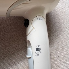 へヘアドライヤーの画像