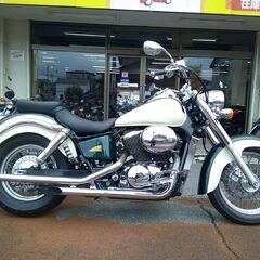 NO.5530 シャドウ４００ (SHADOW)　水冷４サイクルＶツインエンジン　スラッシュカットマフラー　グリーン＆ホワイト　☆彡の画像