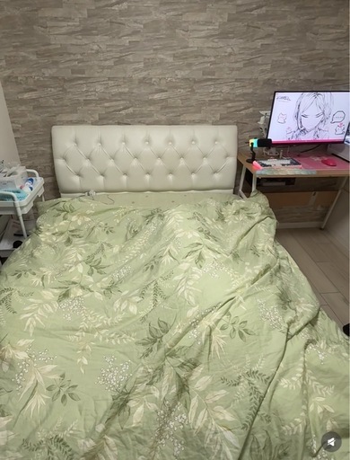 ベッド(
マットレス付き)