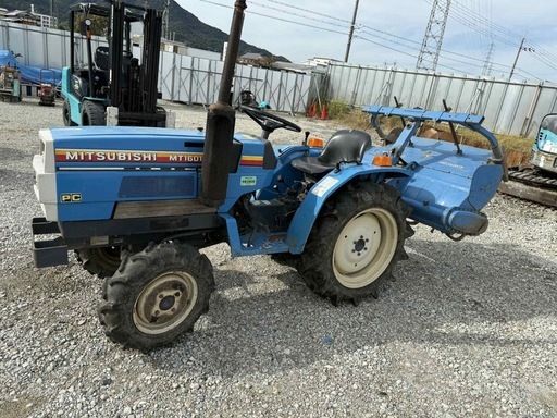 トラクターMITSUBISHI 1601D
