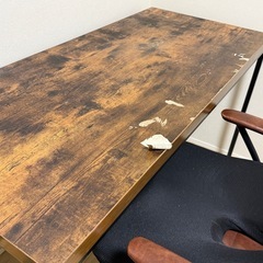 おしゃれパソコンデスクと椅子の画像