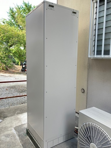 温水器　エコキュート　長府ヒートポンプ給湯機　2024