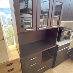 食器棚（ブラウン）の画像