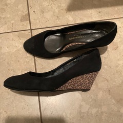 レディースパンプスの画像