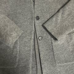 ユニクロ　チェスターコートM グレーの画像