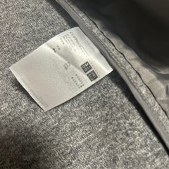 ユニクロ　チェスターコートM グレーの画像