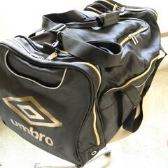 Umbro スポーツバック・旅行カバン　中古品の画像