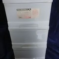 収納ボックスの画像