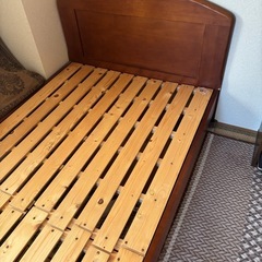 美品 ベッドフレーム　シングル　すのこ　ブラウン系の画像