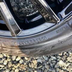 ブリザック スタッドレスホイルセットの画像