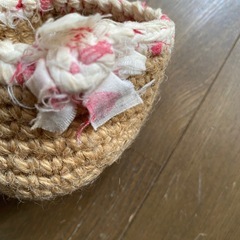 編み物　小物入れ　鉢カバー　バスケット　紐編み　かご　インテリア　 布小物入　ナチュラル雑貨 置物　ジュート　紐編み　インテリア　雑貨　の画像