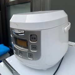 炊飯器の画像