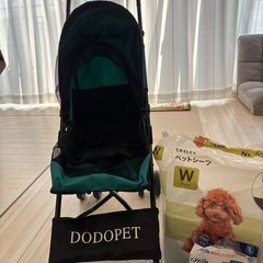 ペットカート　おむつ他セットの画像