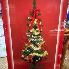 クリスマスツリーの画像