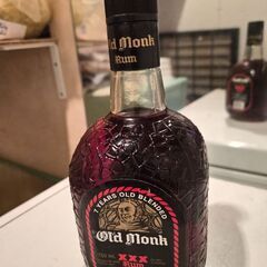  未開封のオールドモンクラムの画像