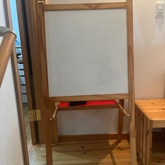 IKEAイーゼル中古自宅引取り希望黒板消しおまけウェルカムボートにもの画像