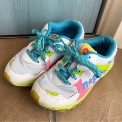 スニーカー　20.0cmの画像