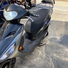 アクシスZ  2段バックレスト‼️送迎や2人乗りに便利❗️交換可の画像