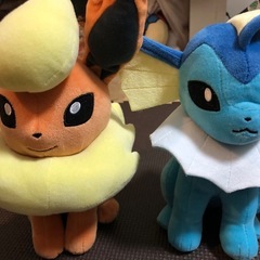 ポケモン　イーブイ　ジラーチ　シャワーズ　ブースターの画像