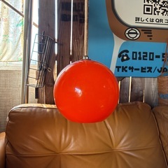 レトロポップ　照明器具　昭和レトロ　可愛いオレンジの照明器具の画像