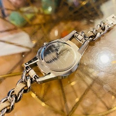 ARMANI EXCHANGEレディース　腕時計の画像