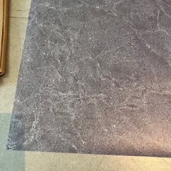 グレー　フロアタイル（接着テープ付)の画像