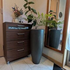 樹脂系？フラワーベース70ｃｍ、重さ3．5ｋｇの画像