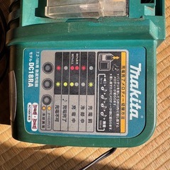 マキタ、充電器のみです！の画像