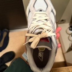 New Balance 9060 EU44の画像