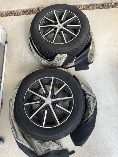 スタッドレスタイヤ、アルミホイール　205/60 R16　　ヨコハマ　iceGUARD iG60 2024年42週せいぞ製造