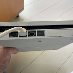 プレステ4、CUH-2000A、500ＧＢ、ホワイトの画像