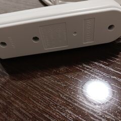 【500円・中古電源タップ3個口2個セット】Panasonic｜パナソニック テーブルタップ ザ・タップＸ ホワイト WHA25332WKP [3.0m /3個口 /スイッチ付き]の画像