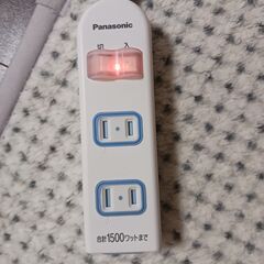 【500円・中古電源タップ3個口2個セット】Panasonic｜パナソニック テーブルタップ ザ・タップＸ ホワイト WHA25332WKP [3.0m /3個口 /スイッチ付き]の画像