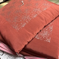 座布団9枚 の画像