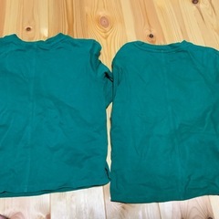 エイチアンドエム　キッズ　カットソー2枚　サイズ110〜116センチの画像