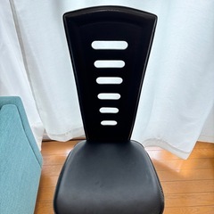 ダイニングチェアの画像