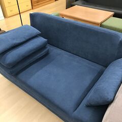 A-516【リユースのサカイ野々市店】ジモティ来店特価‼ ２人掛けソファー ブルー クリーニング済みの画像