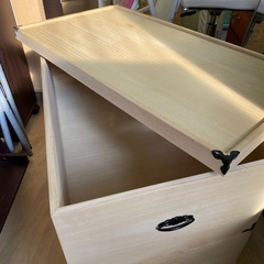 3段桐箪笥の画像