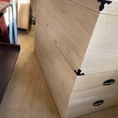 3段桐箪笥の画像